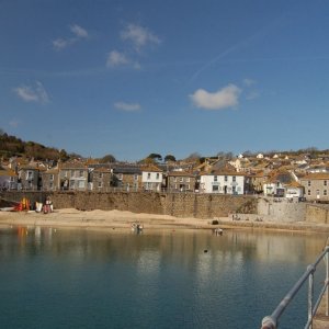 mousehole.