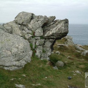 A rocky 'scottie' barking near Clodgy Point, St Ives