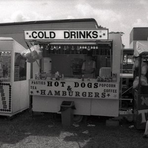 No one wants my hamburgers