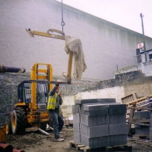 Keep 'er coming down, Fred