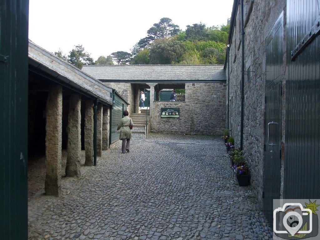 Courtyard on St Michael's Mount - 18May10