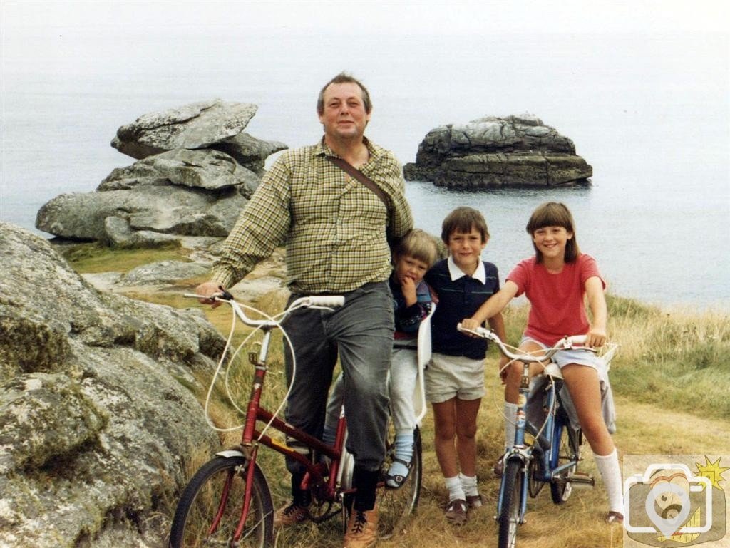 Cycle around St Mary's, Scilly - 29Aug,'87