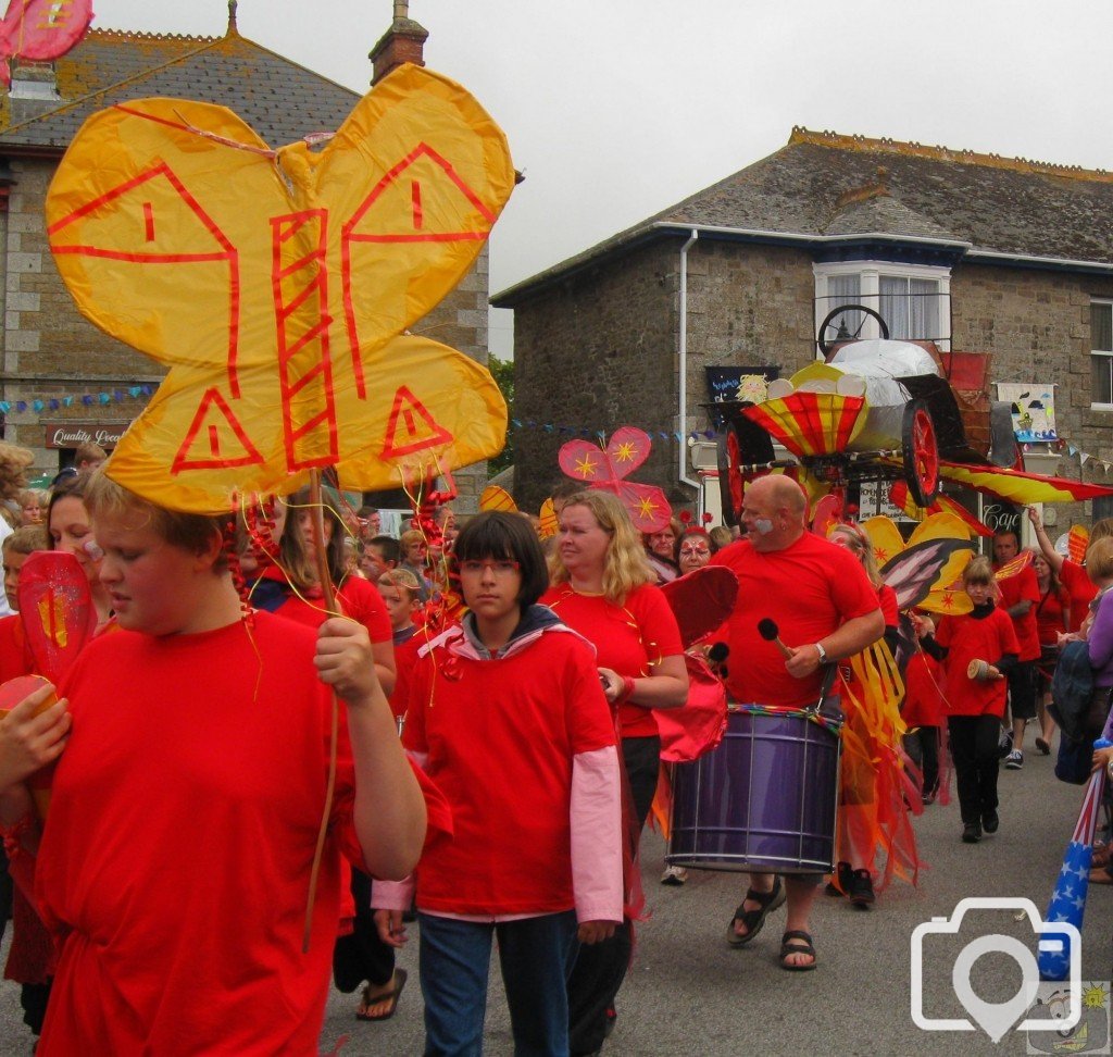 Here come Pendeen School