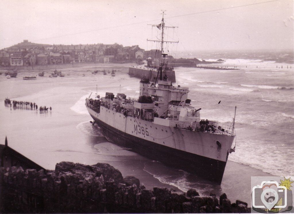 HMS Wave