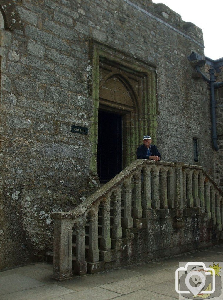 North Tce and the Priory Church - St Michael's Mount - 18May10