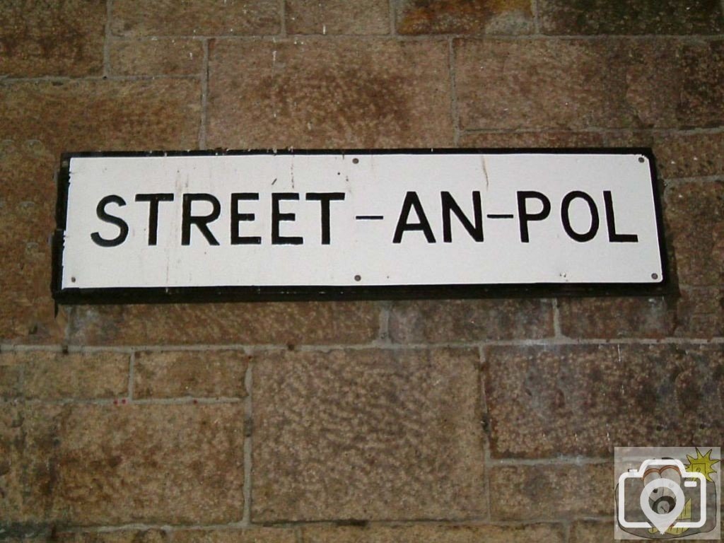 Street of the Anchorage (Modern usage in Cornish gives the spelling 'St