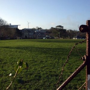 17th Jan., 2010:New wind turbine from across the Rec