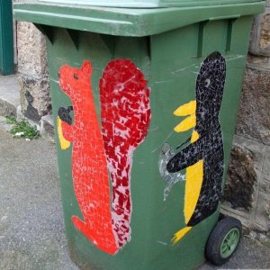 Dustbin art!