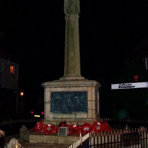 33 - Remembrance Sunday evening at the War Memorial, Newlyn