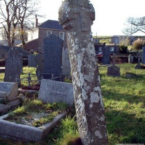 Tall wheel-headed celtic cross in Sancreed Churchyard