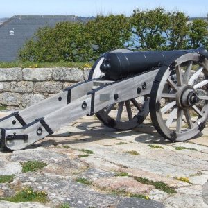 Garrison Guns - 01