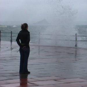 Wave watching on the Prom