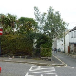 Gothic House, Leskinnick Place