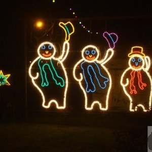 'Snowmen' - [Angarrack]