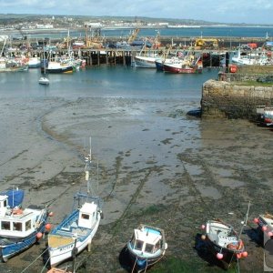 View from Fore Street on the Cliff