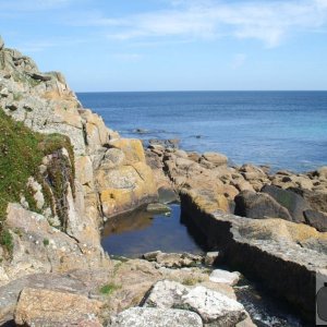 River runs to the sea, Penberth Cove