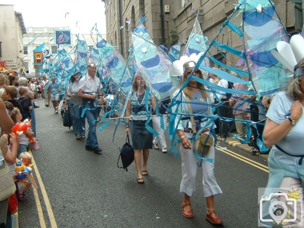 2005 - Beside the Market House - Mazey Day parade