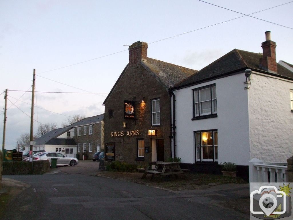 28 - The King's Arms - Paul churchtown