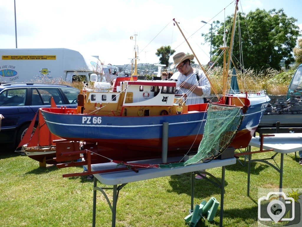 Boat displays on the Wherrytown boating pool