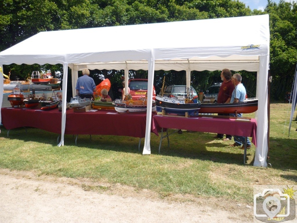 Boat displays on the Wherrytown boating pool