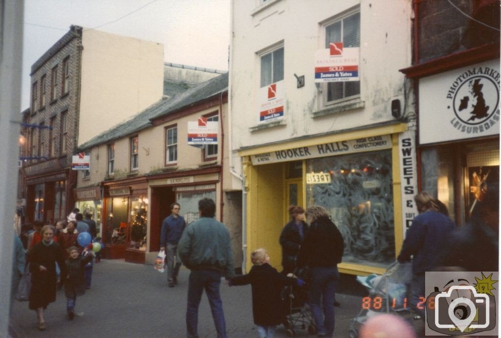 Causewayhead - doomed shops