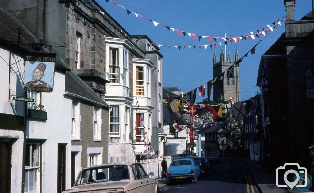 Chapel St in May 1977