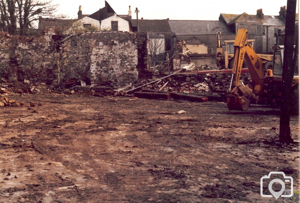 Clearance of Western Hotel garages - 1