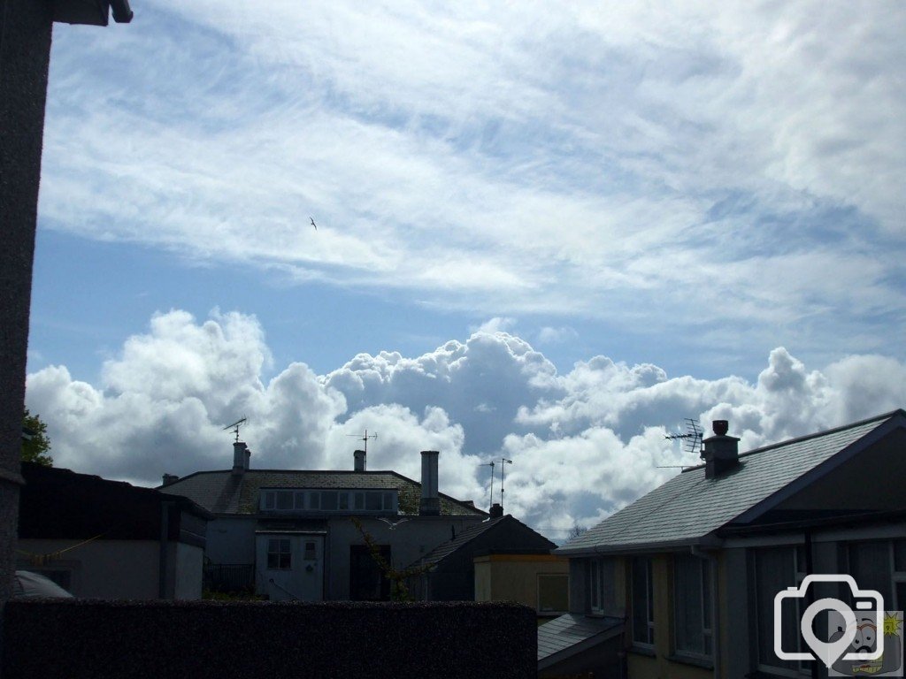 Clouds over Penare House - Tues., 28th April, 2009