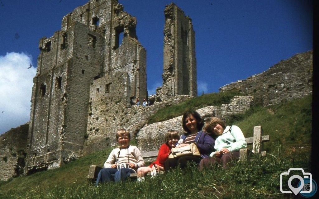 Corfe - plus family