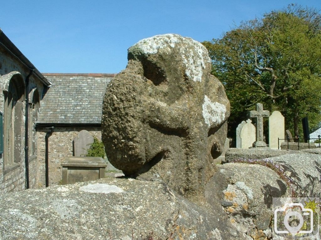 Cross in wall of Paul churchyard