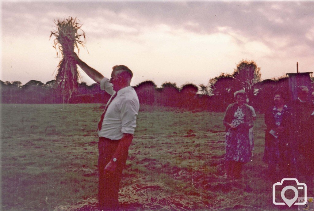 Crying the neck Madron 1991