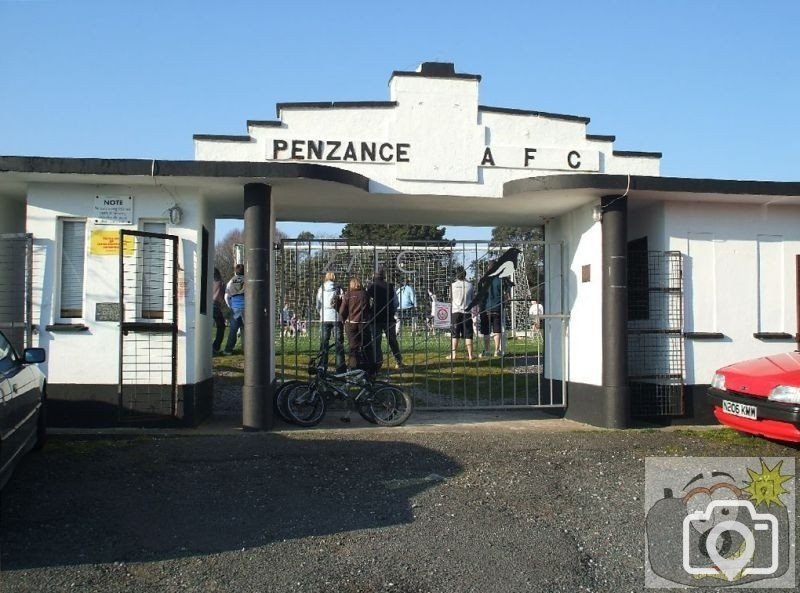 Entrance to Magpies' ground, Penlee Park