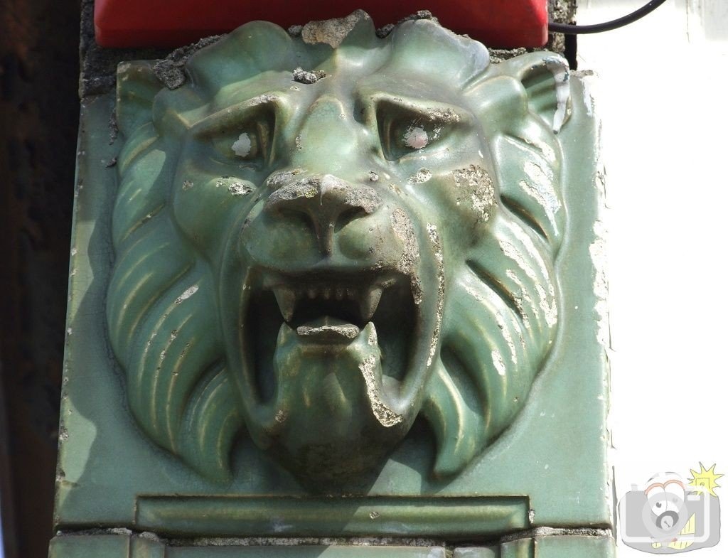 Faience Lion, Hayle