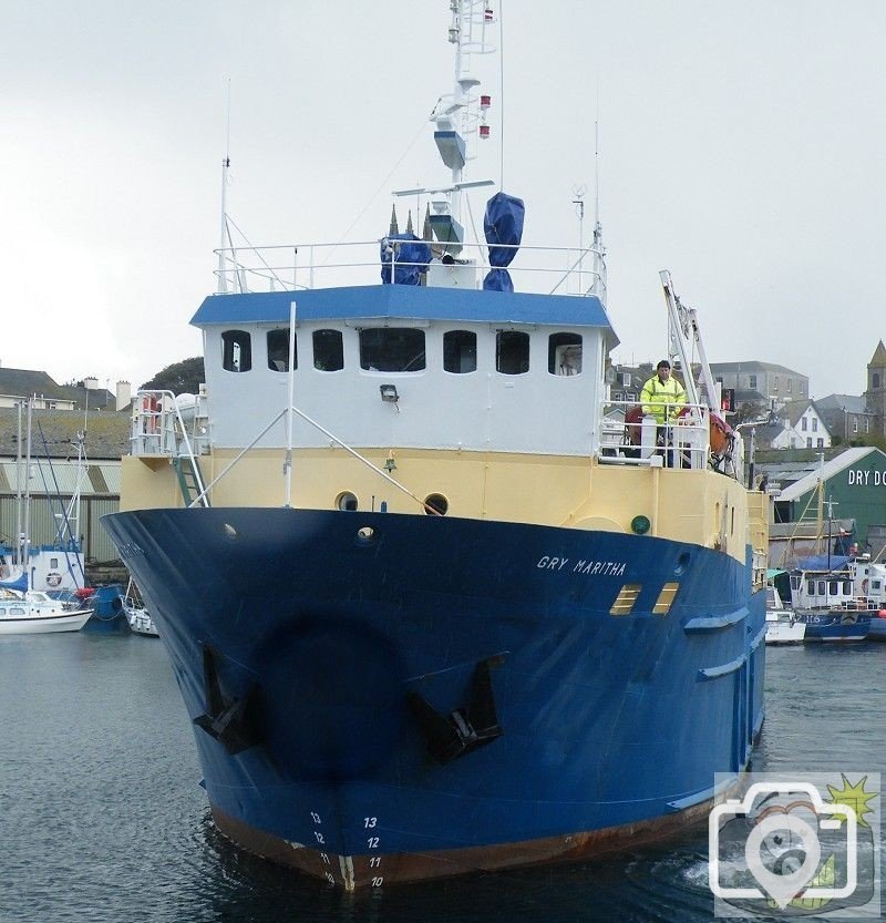 Gry Maritha leaving Penzance - 1