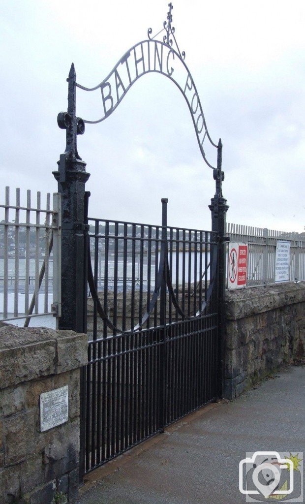 Jubilee Pool Gates