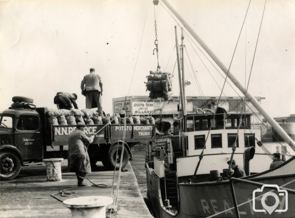 Loading Penzance docks