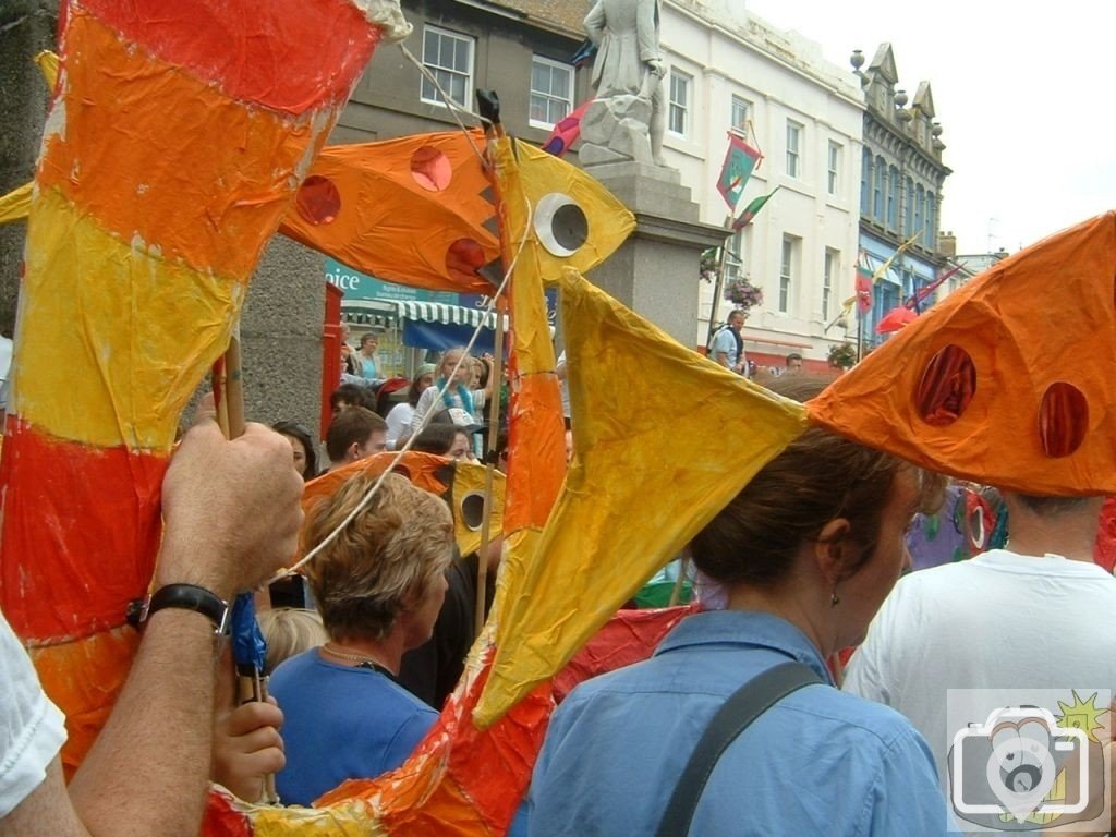 Market Jew St. - parade in 2005