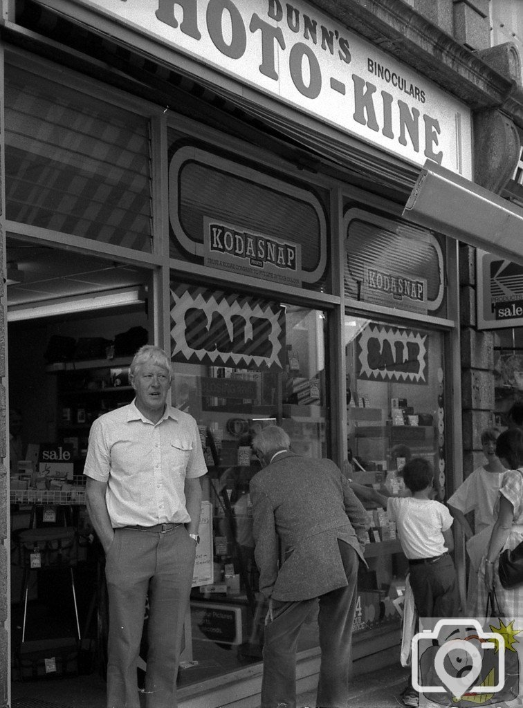 MARKET JEW STREET Penzance 1980s | Picture Penzance archives