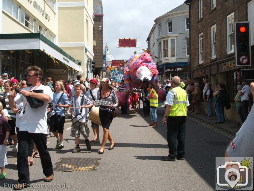 Mazey Day Parade