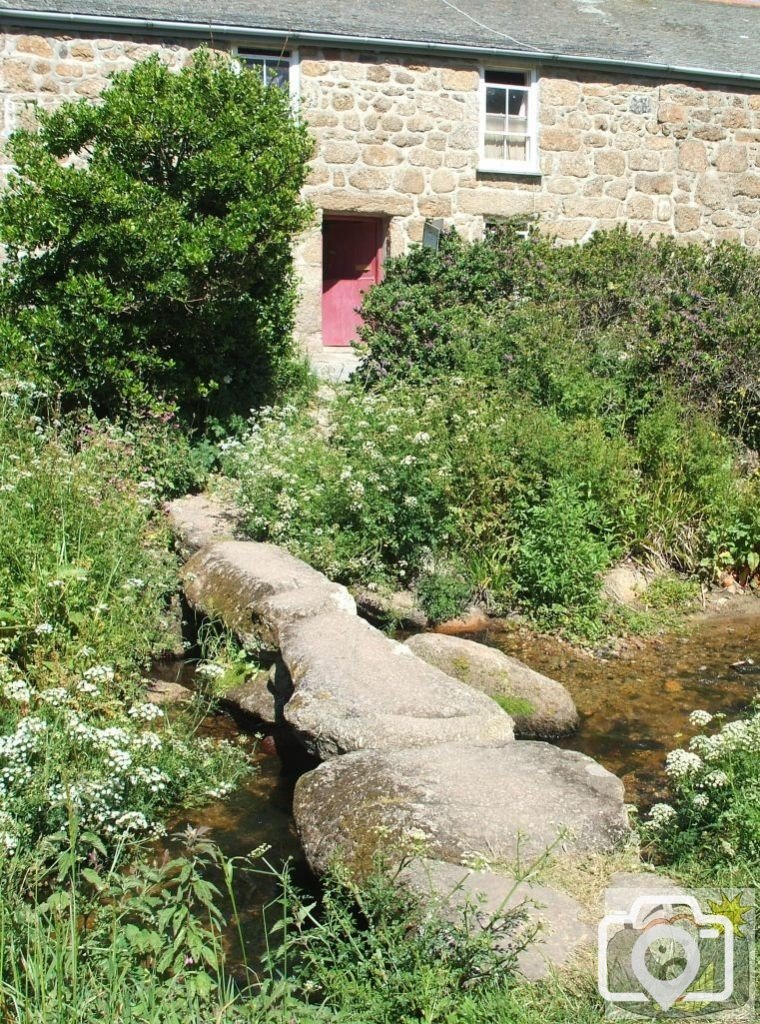 Old clapper (?) bridge, Penberth Cove