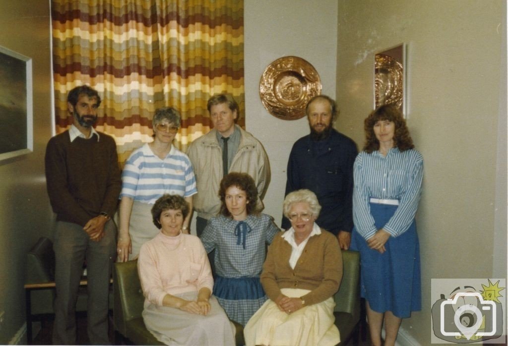 Old Lescudjack School Pupils