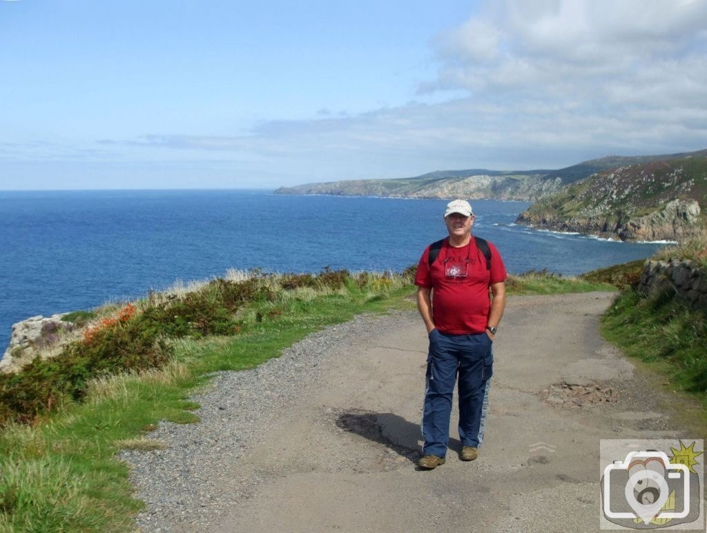 Pendeen Watch and the lane that leads to Portheras Cove - 17/08/09