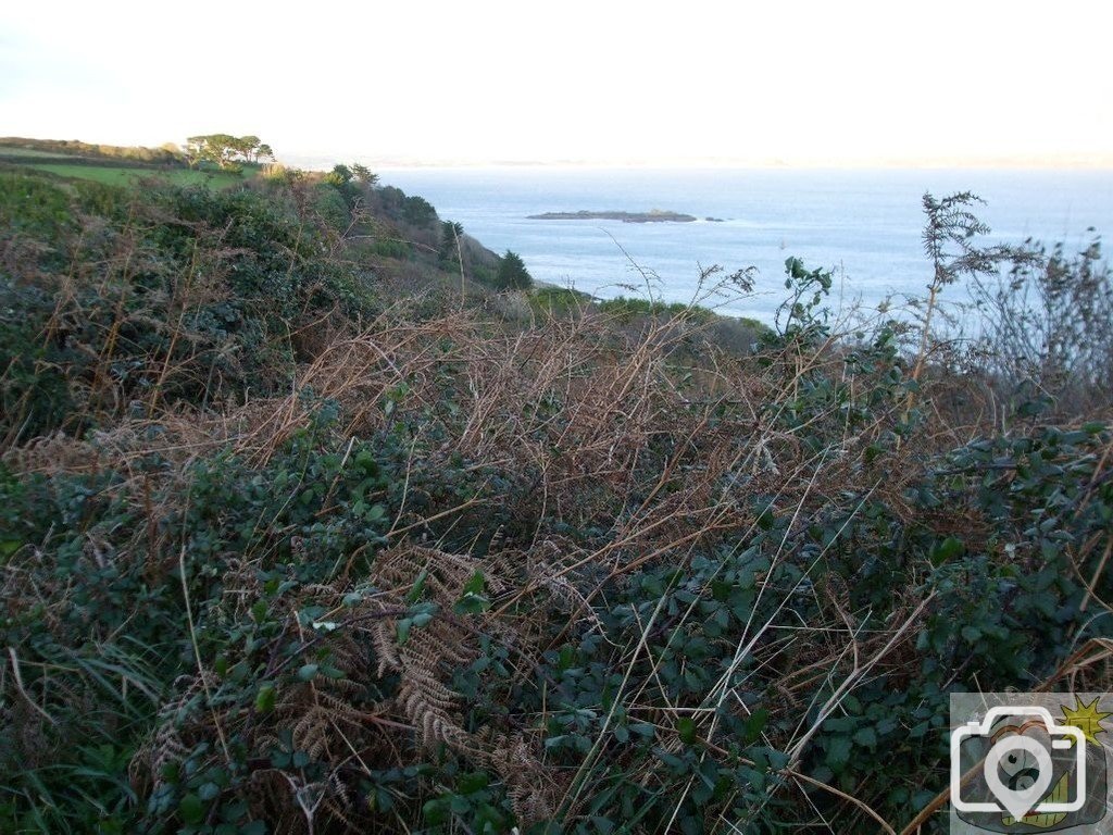 Raginnis to Slynke Dean - View of distant St Clement's Isle - 8th Nov., 200