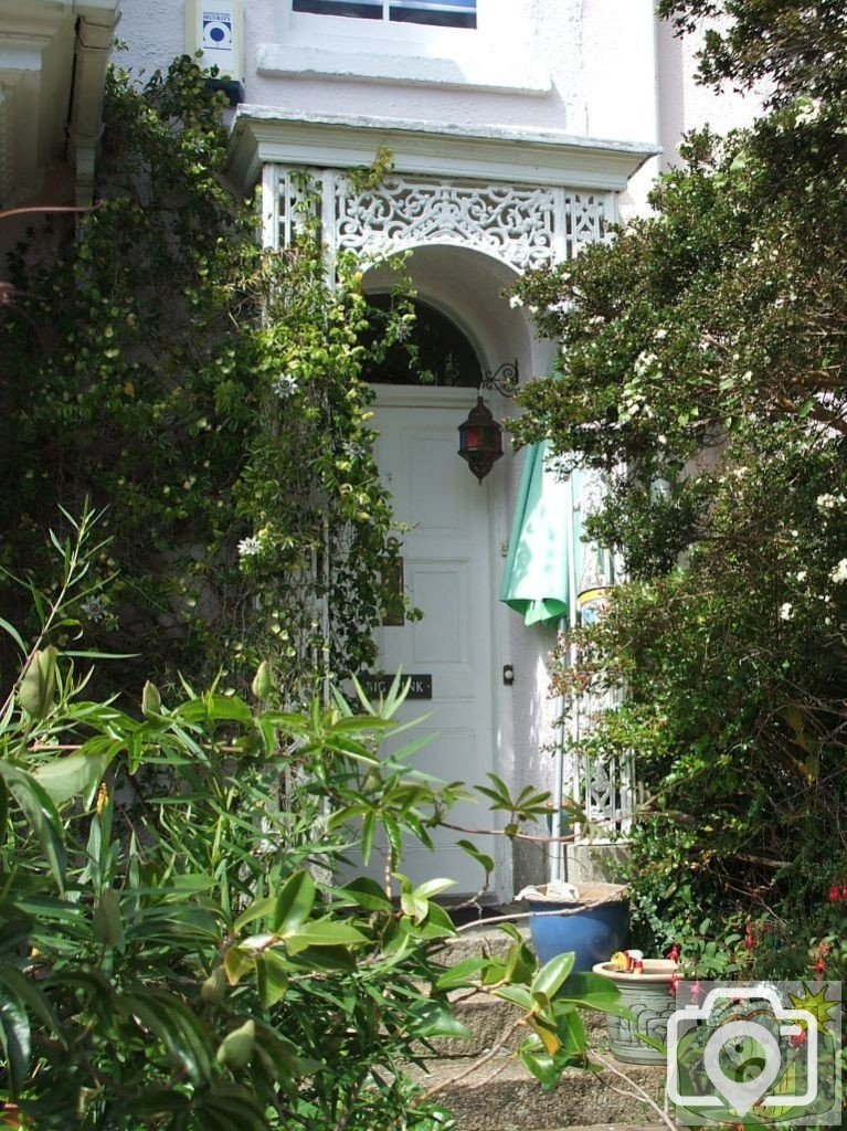 Regency doorway, North Parade - July, 2008