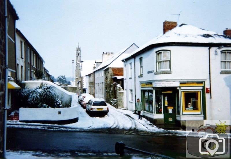 Snow in Rosevean Road - 1991