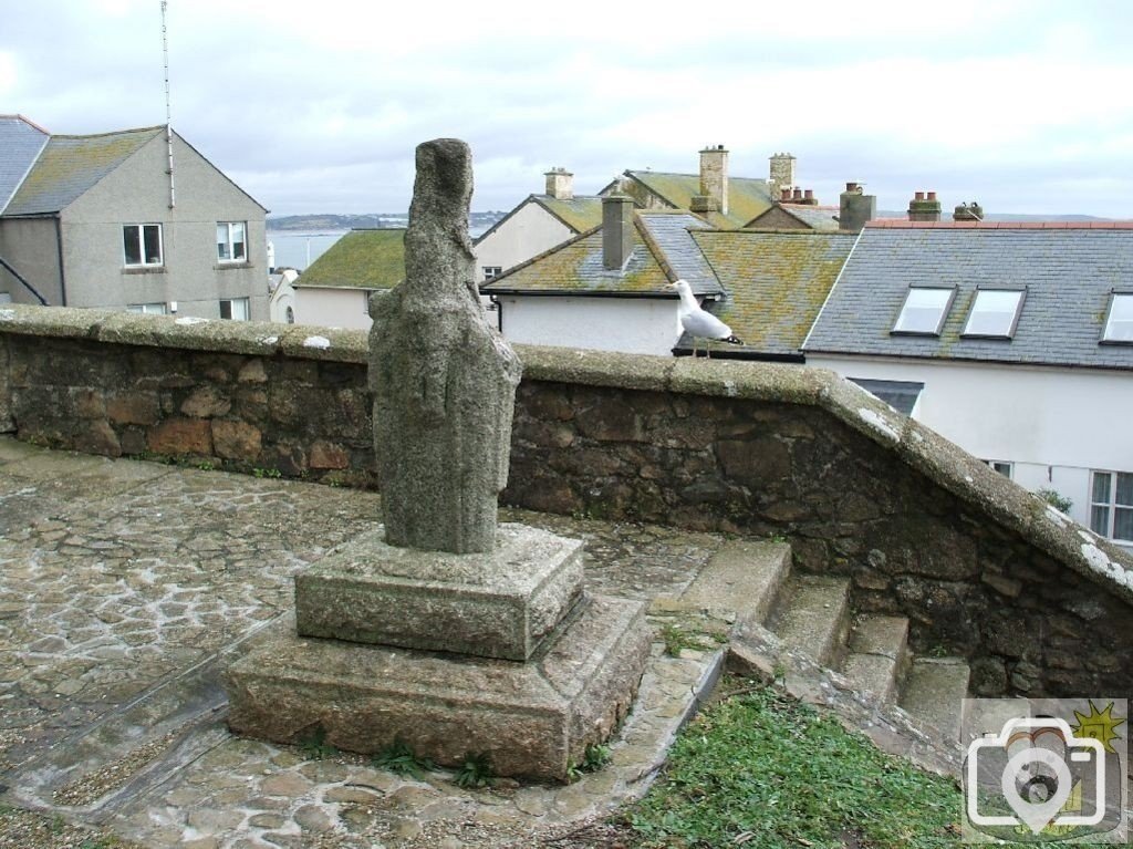 St Raffidy/Raphael's Cross, St mary's Churchyard