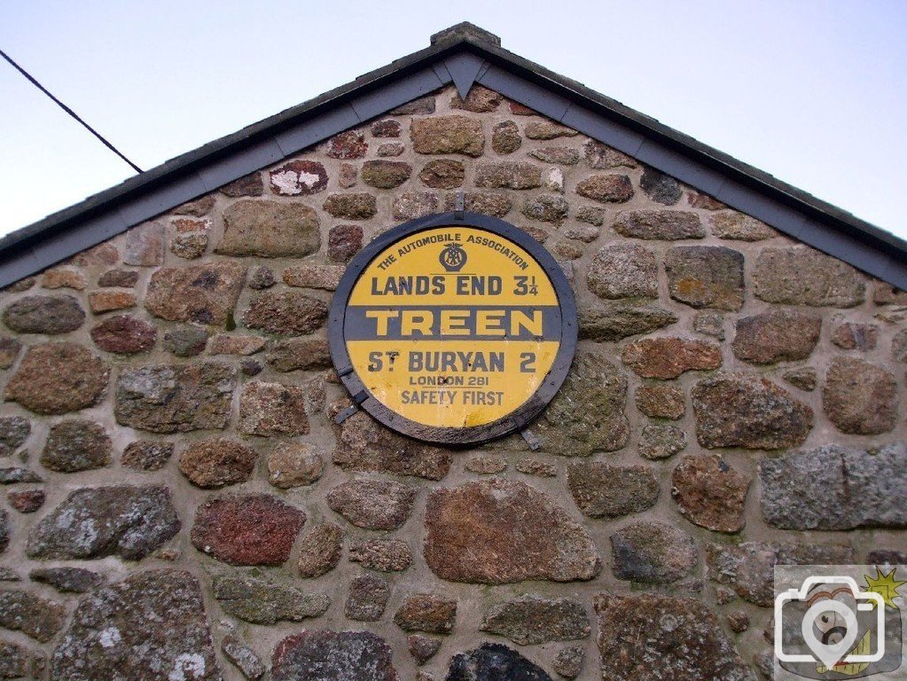 Sunday outing, 17th Jan, 2010: Old AA sign at Treen