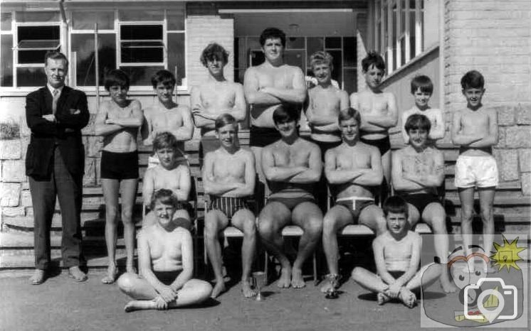 Swimming Team 1968