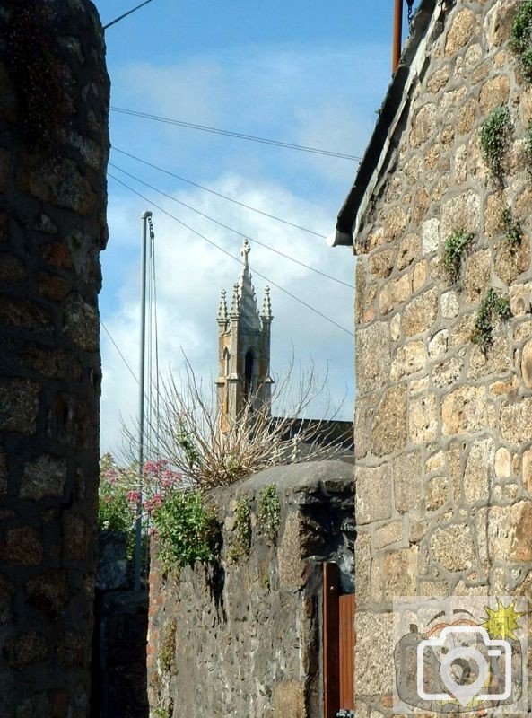 The back lane of Rosevean Road