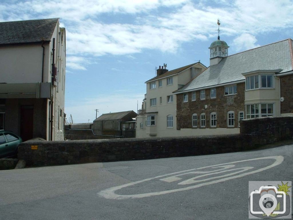 The Bridge and Seamen's Institute